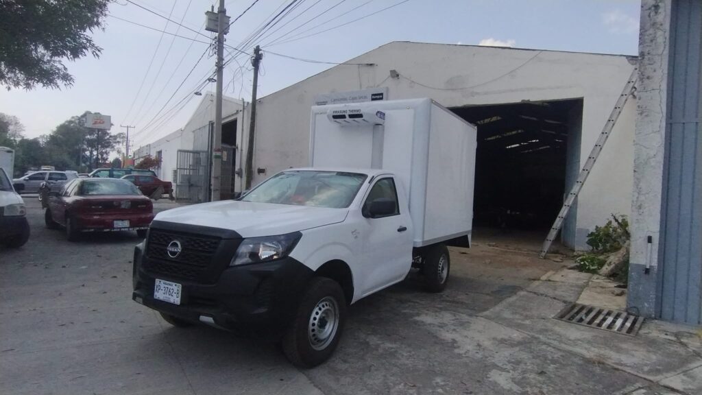Caja térmica para Nissan NP300