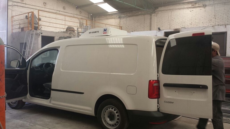 Fabricación de caja térmica para van