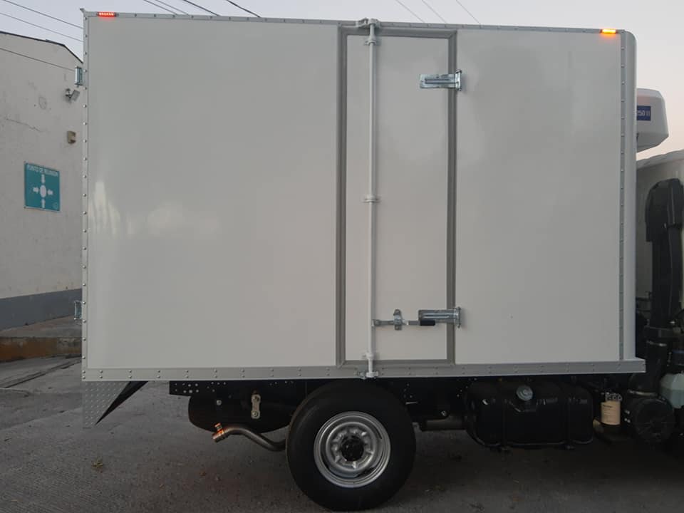 Caja refrigerada para camiones Hino, FAW y JAC