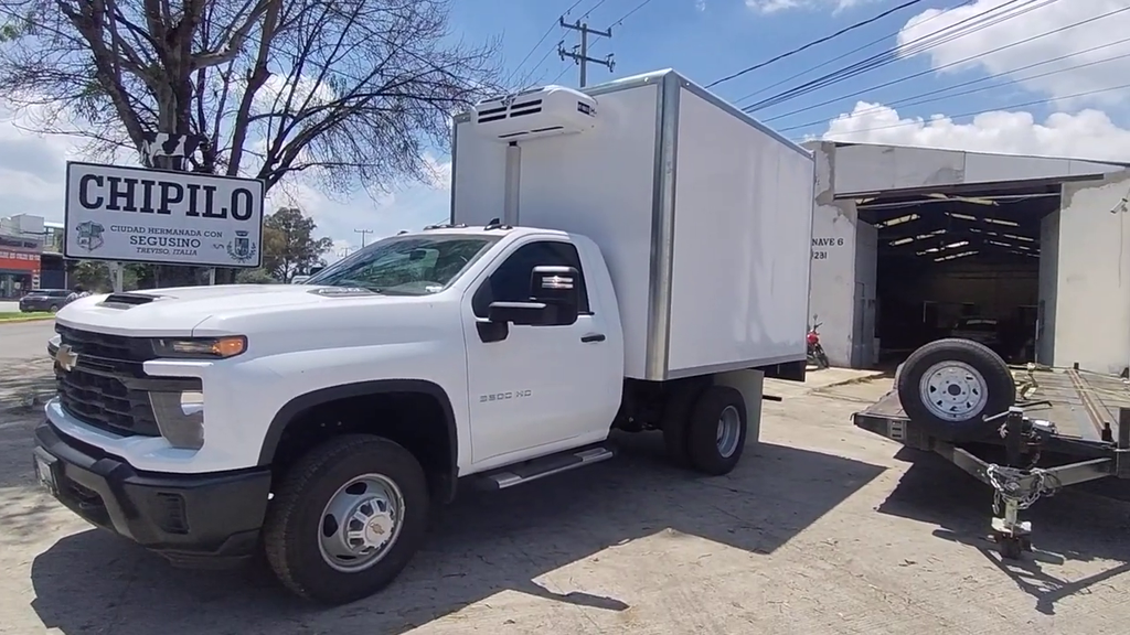 Caja refrigerada para transporte de alimentos